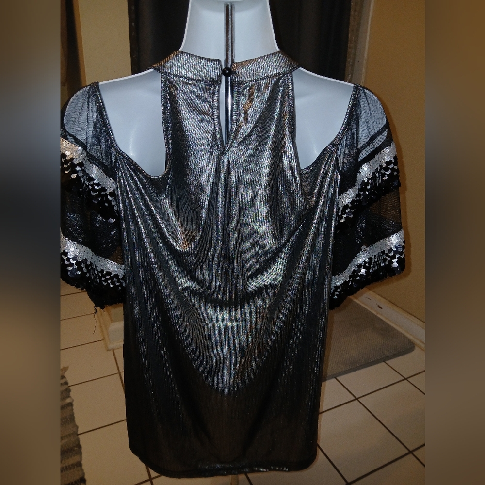 Elegant Black Metallic Women's Top